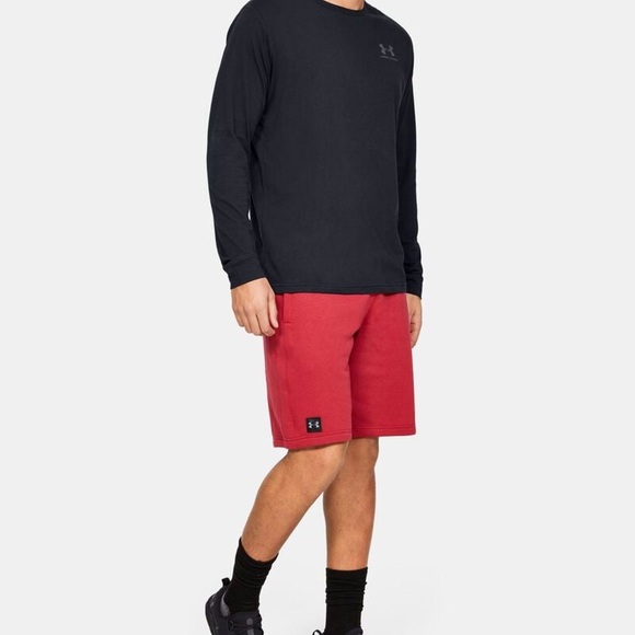 Man's Shirts Under Armour Sportstyle Left Chest Long Sleeve Large NWT - Picture 3 of 11